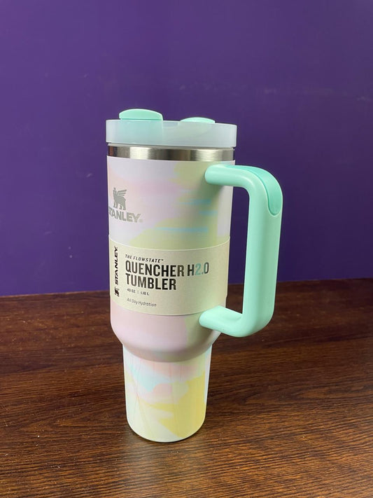 Quencher H2.0 Tumbler, specifically the 40 oz (1.18 L) version
